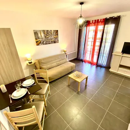 Διαμέρισμα Paul Doumer #2 By Scls Locations *